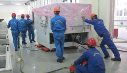 喜人!冠航大批量地牛叉車(chē)交付某新能源搬運(yùn)公司